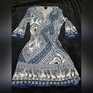 Women's Blue and White Patterned Long Sleeve Dress